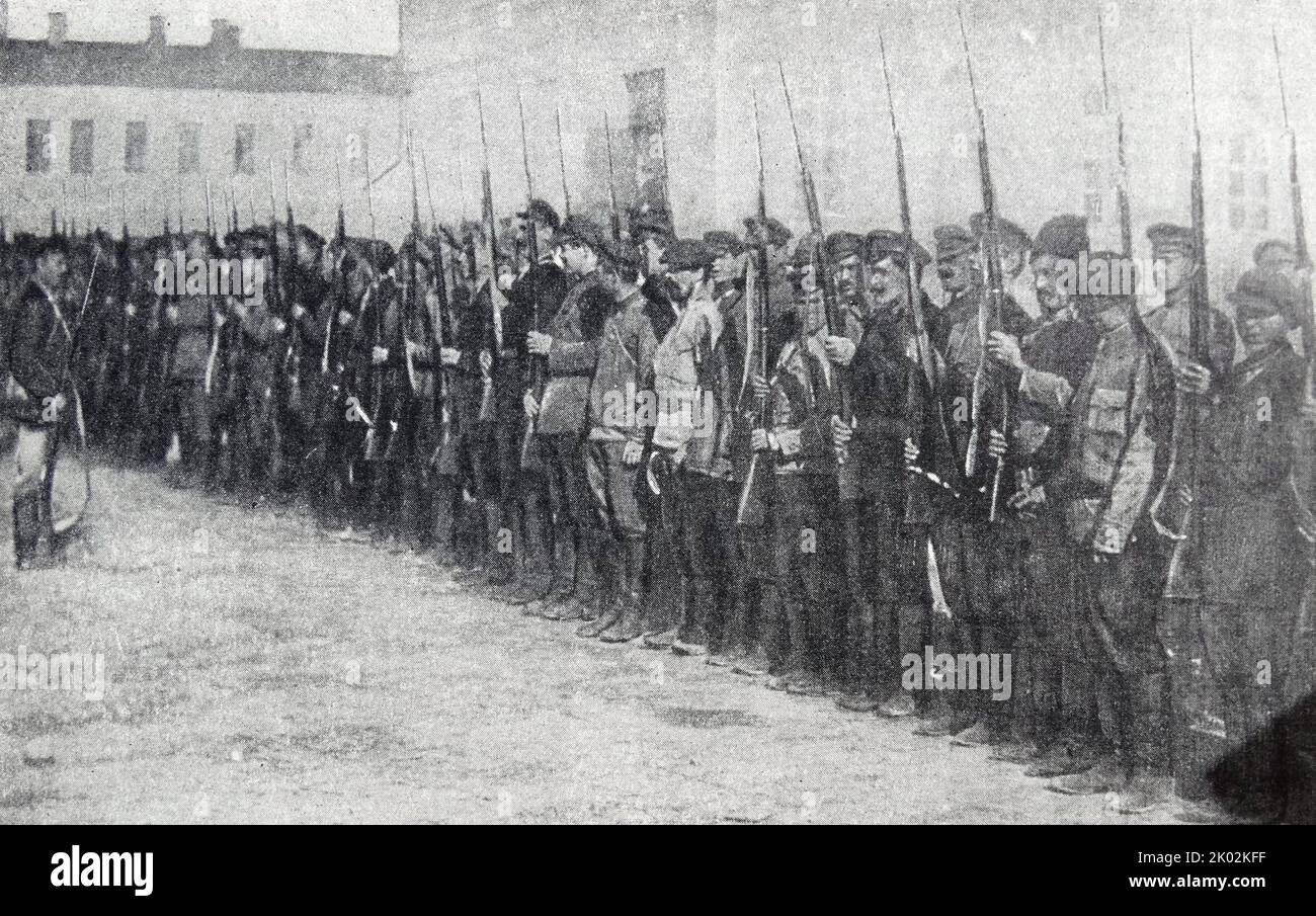 Ausbildung der Roten Garde während der Russischen Revolution 1917 Stockfoto