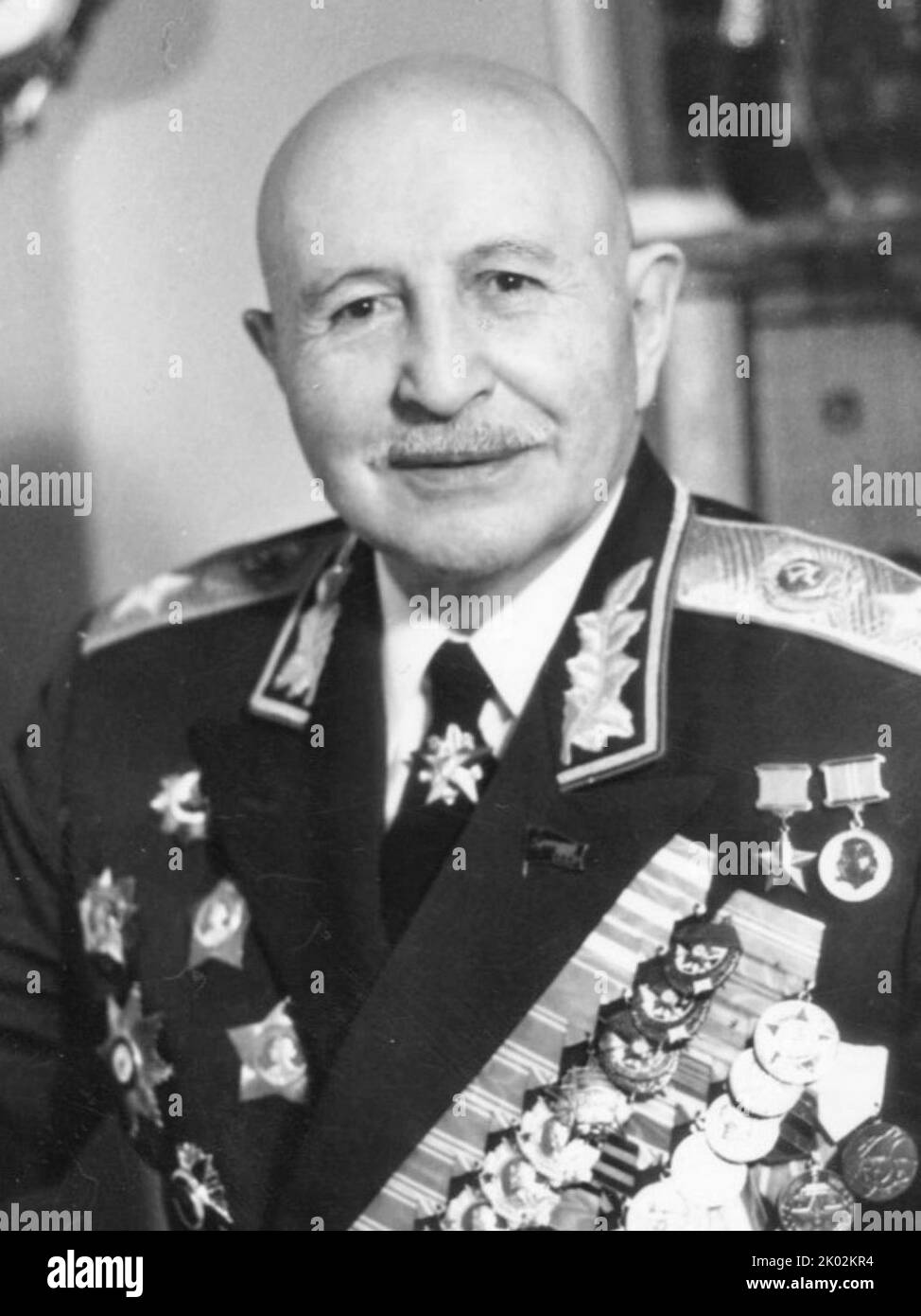 Iwan Christoforowitsch Bagramyan (1897 - 1982), sowjetischer Militärkommandeur und Marschall der Sowjetunion armenischer Herkunft. Während des Zweiten Weltkriegs wurde Bagramyan nach dem lettischen Max Reyter der zweite nicht-slawische Militäroffizier, der Kommandant einer Front wurde. Stockfoto