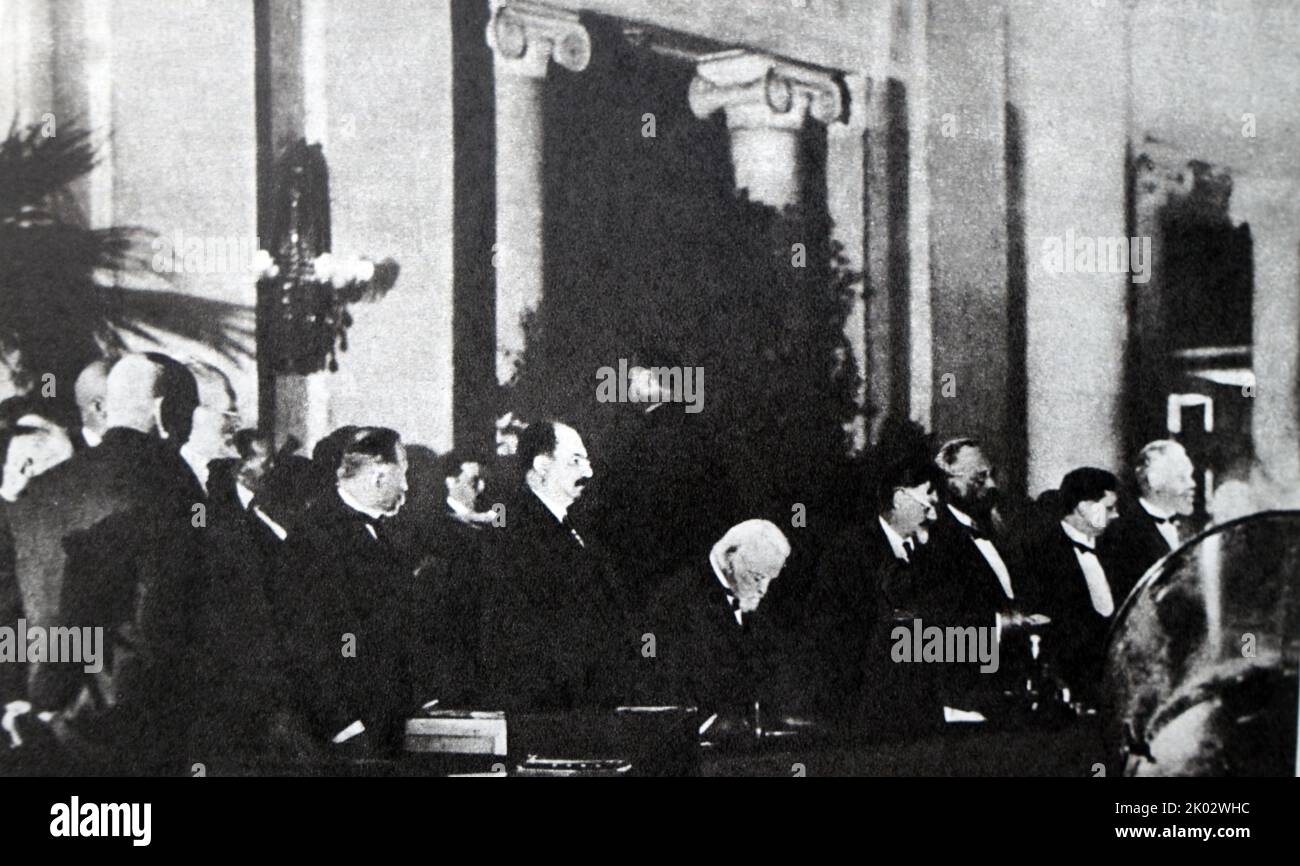 Feierliches Treffen zum 200.. Jahrestag der Akademie der Wissenschaften der UdSSR. Leningrad, 1925. Foto von A. Bulla. Stockfoto