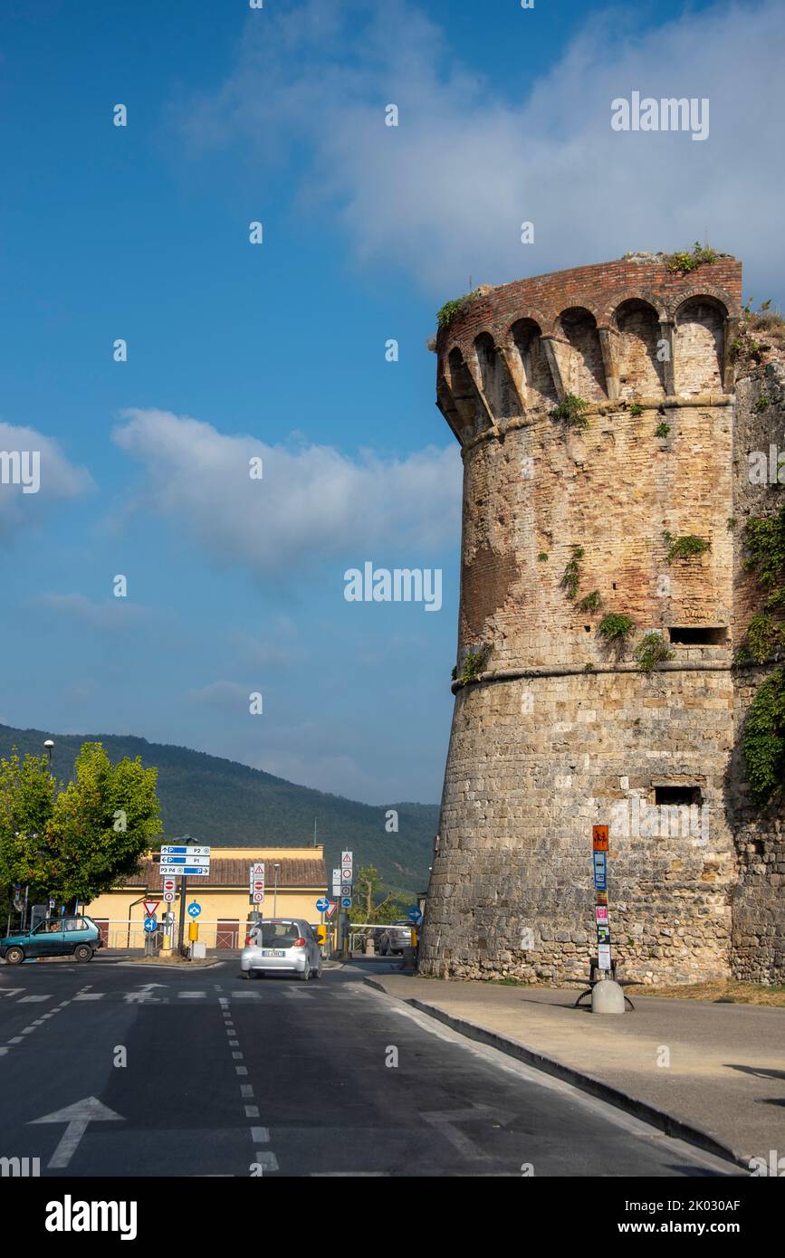 San Gimignano, Turm der historischen Stadtmauer, UNESCO-Weltkulturerbe seit 1990, San Gimignano, Toskana, Italien Stockfoto