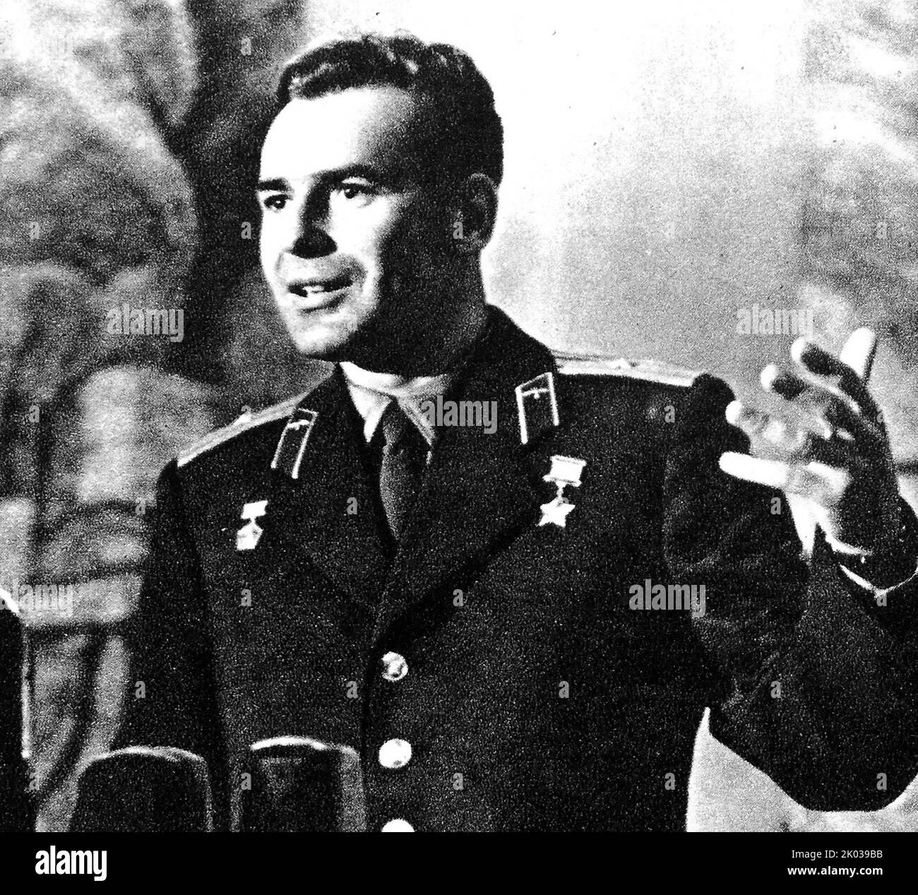 Gherman Stepanovich Titov (1935 - 2000) sowjetischer Kosmonaut, der am 6. August 1961 als zweiter Mensch die Erde umkreiste, an Bord von Wostok 2, dem Juri Gagarin auf Wostok 1 vorausgegangen war. Stockfoto