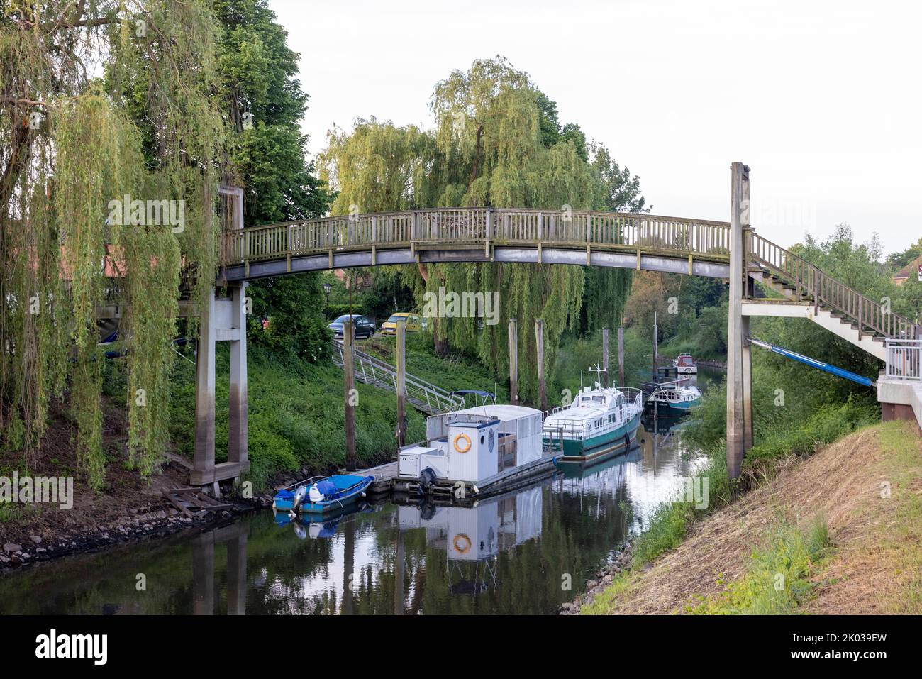 Blick auf die Jeetzel und die Altstadt von Hitzacker Stockfoto