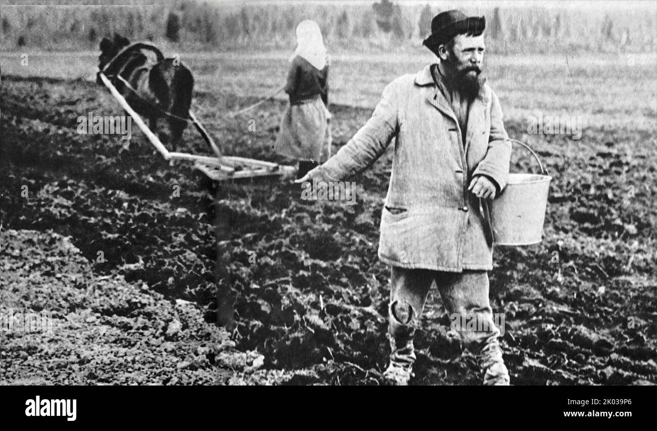 Landwirtschaft in kommunistischer Kolchosfarm, Sowjetunion, 1923. Stockfoto