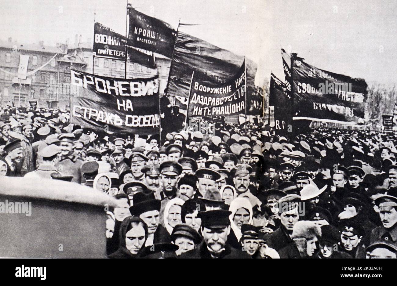 1. Mai-Demonstration 1917 in Petrograd. Stockfoto