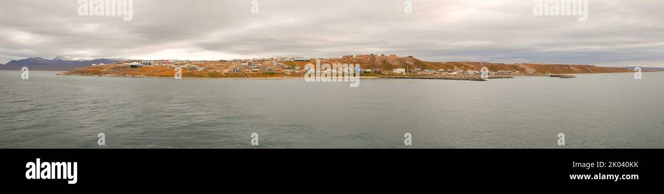 Panorama des Pond Inlet, Baffin Island, Nunavut, Kanada. Stockfoto