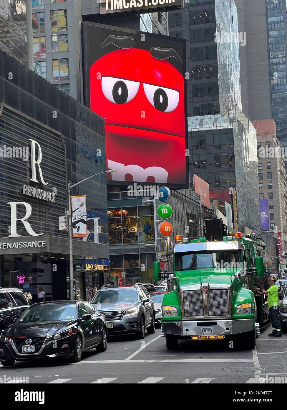 Fahren Sie entlang der 7th Avenue am Times Square, New York City. Stockfoto