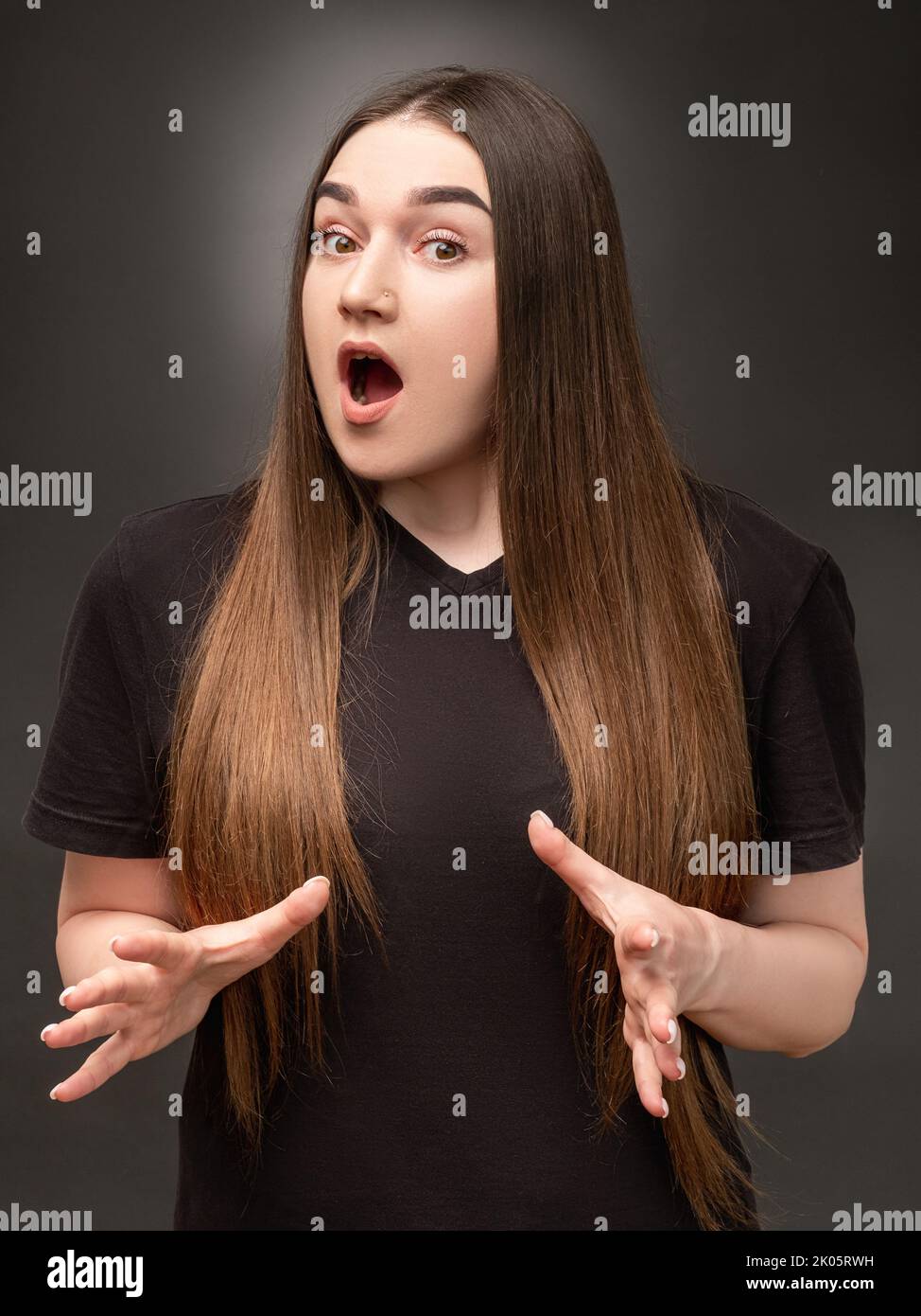 Frustrierte Frau Porträt psychische Störung genervt Stockfoto