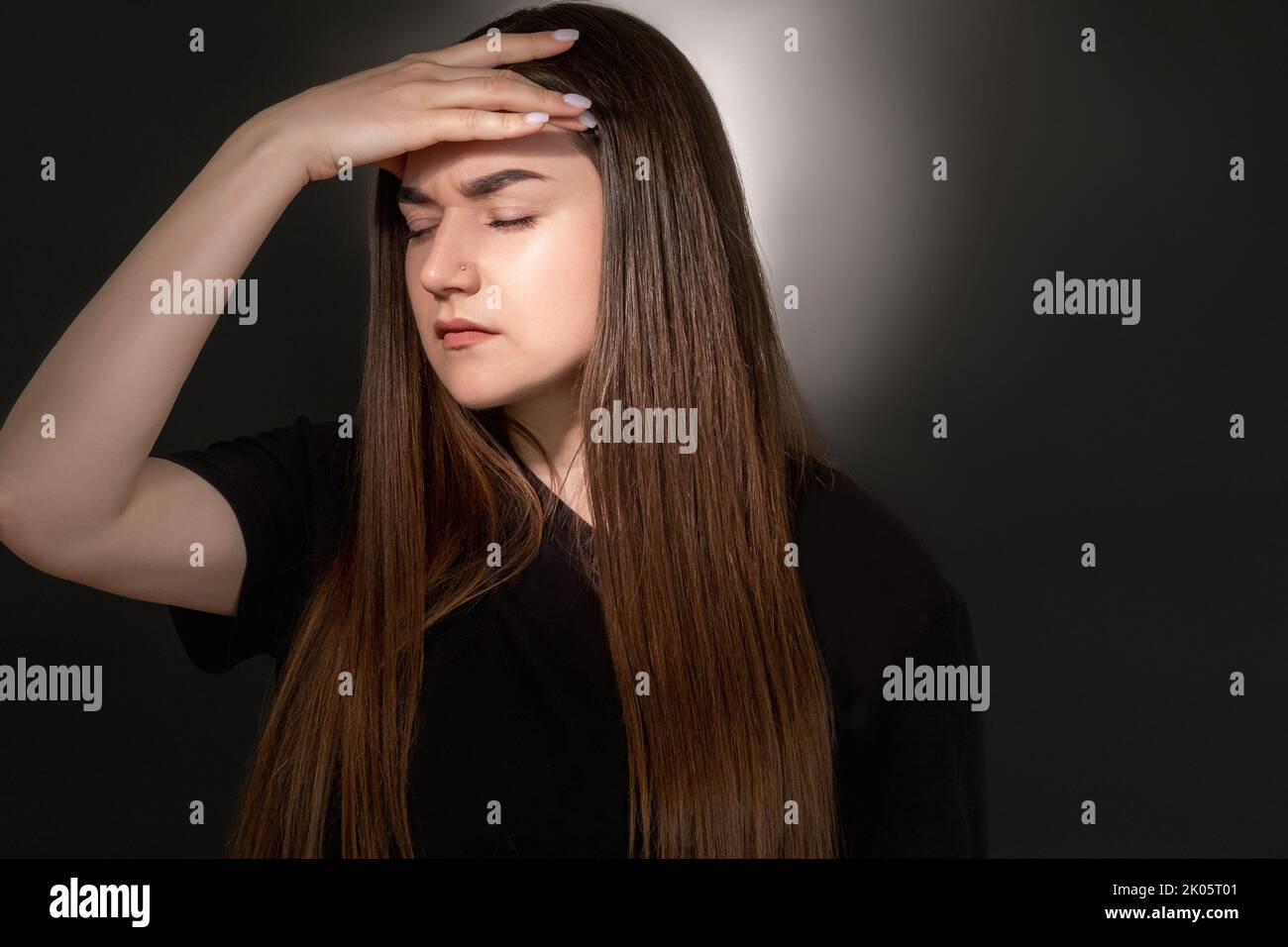 Gestresste Frau Angst Problem übergewichtige Dame Stockfoto