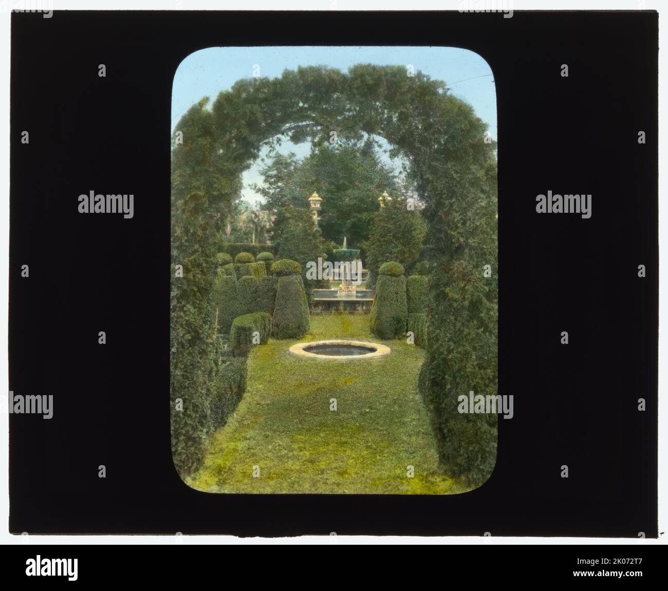„Andorra“, William Warner Harper House, WYNDMOOR, Pennsylvania, 1919. Hausarchitektur: Robert Rodes McGoodwin in Partnerschaft mit Samuel D. Hawley 1912. Landschaft: Duhring &amp; Howe, Hausgarten; Gesamtplan, James Frederick Dawson und Percival Gallagher, Olmsted Brothers, 1912-1913. Stockfoto
