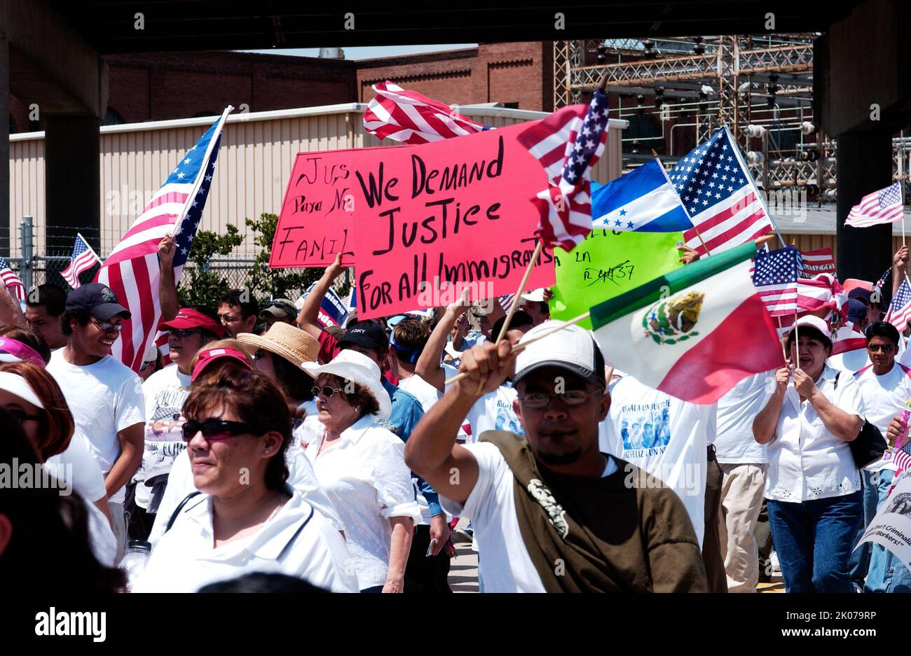 Demonstration von Hispanics und anderen Gruppen im Namen der Rechte von Einwanderern, Houston, Texas. Stockfoto