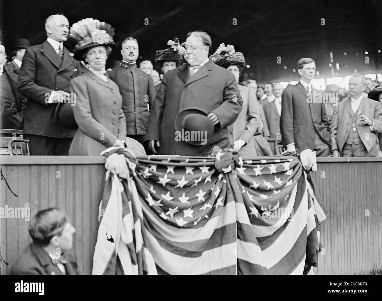 Baseballspiel, Professional - President Und Mrs. Taft; General Clarence Edwards, 1910. Stockfoto