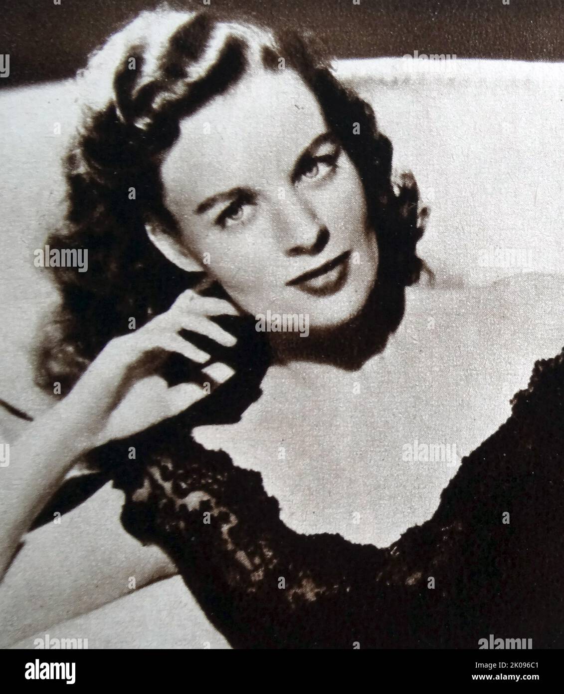 Helena Carter, amerikanische Filmschauspielerin. Helena Carter (geboren Helen Rickerts, 24. August 1923 - 11. Januar 2000) war in den Jahren 1940s und 1950s eine amerikanische Filmschauspielerin. Stockfoto
