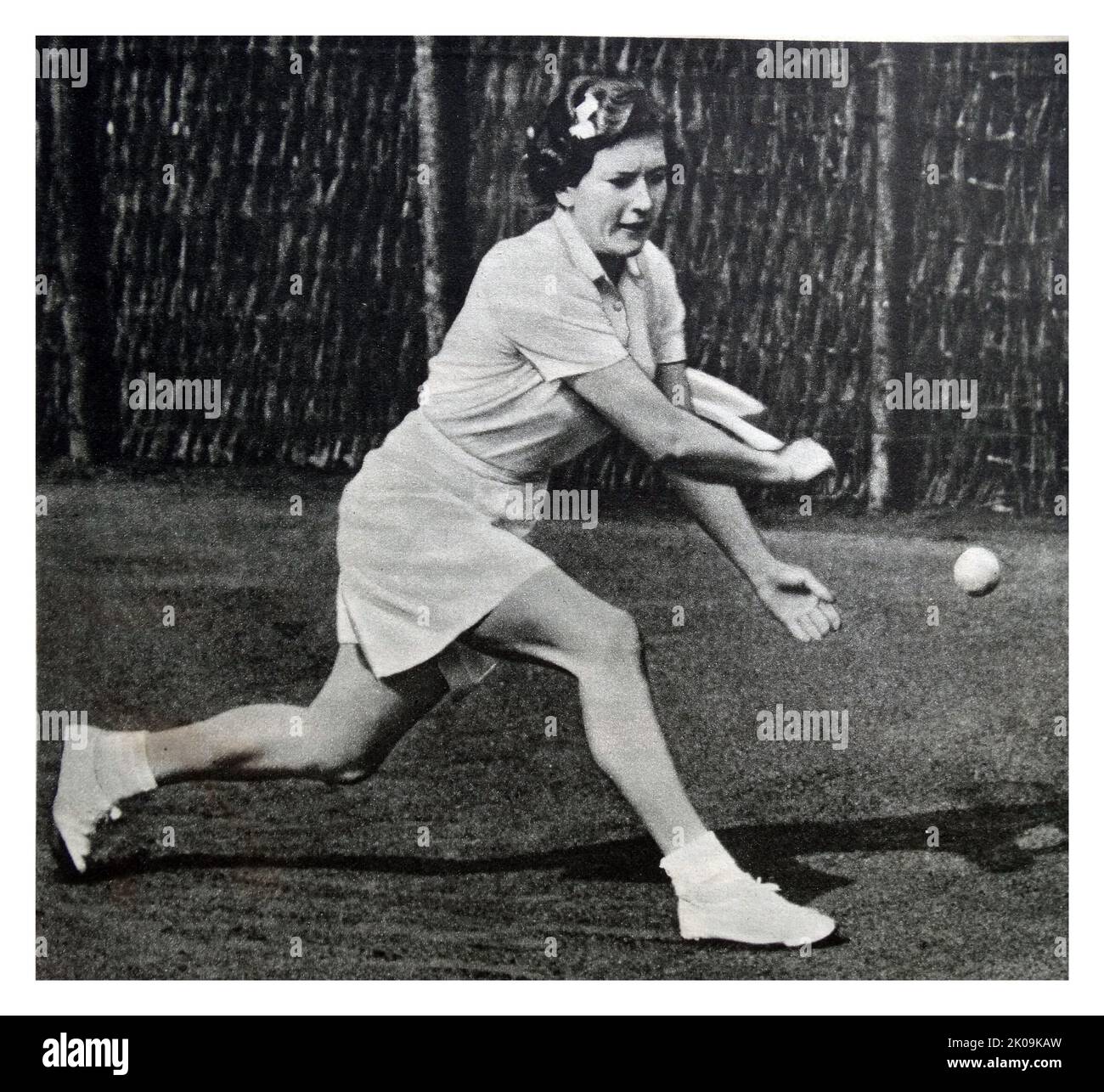 Tennisspieler Jean Nicoll zeigt eine Rückhand-Fahrt. Fotosequenz des Schlaganfalls eines Rückhandantriebs im Tennis. Stockfoto