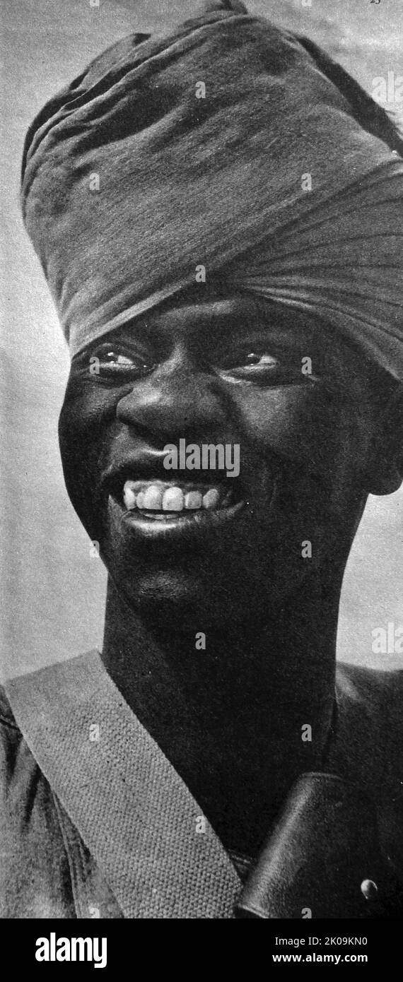 Sudanesischer afrikanischer Soldat, während des Zweiten Weltkriegs, 1940. Stockfoto