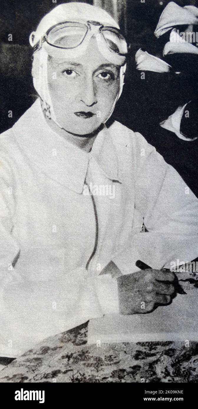 Jeanne Anne Henri-Robert, Ehefrau von Paul Reynaud (15. Oktober 1878 - 21. September 1966), einer in der Zwischenkriegszeit prominenten französischen Politikerin und Rechtsanwältin, die für seine Haltung zum Wirtschaftsliberalismus und militanten Widerstand gegen Deutschland bekannt war. Stockfoto