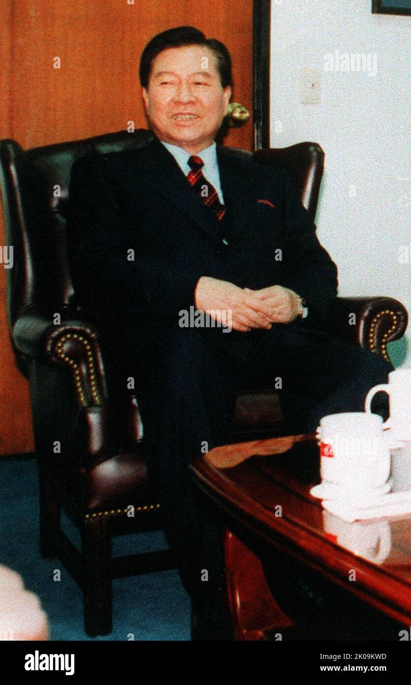 Kim DAE-jung (1924 - 2009), südkoreanischer Staatsmann und Aktivist, der von 1998 bis 2003 als achter Präsident Südkoreas fungierte. 2000 erhielt er den Friedensnobelpreis für seine Arbeit für Demokratie und Menschenrechte in Südkorea und in Ostasien im Allgemeinen sowie für Frieden und Versöhnung mit Nordkorea und Japan. Stockfoto