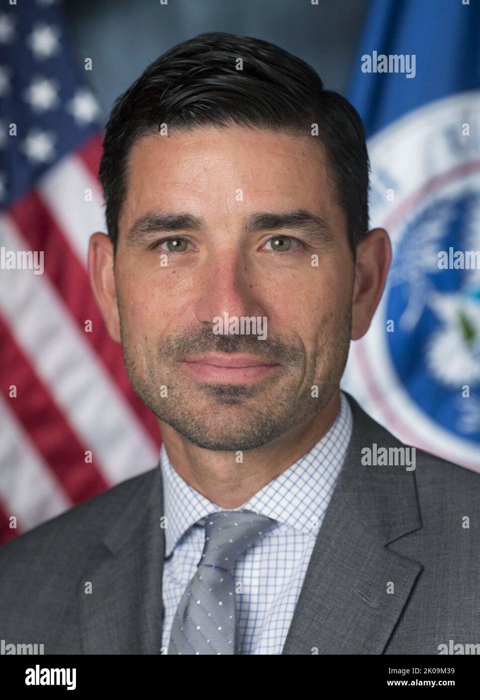 Chad Fredrick Wolf (geb. 1976) Lobbyist und ehemaliger US-Regierungsbeamter, der im November 2019 zum amtierenden US-Minister für Heimatsicherheit ernannt wurde. Seine Ernennung wurde im November 2020 für rechtswidrig erklärt. Wolf war von 2019 bis 2021 Unterstaatssekretär für Strategie, Politik und Pläne. Stockfoto