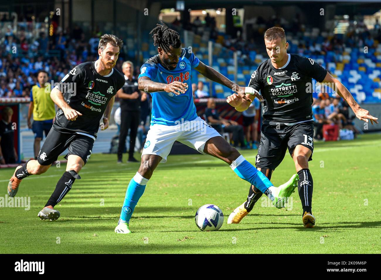 NEAPEL, ITALIEN - 10. SEPTEMBER: Andre Zambo Anguissa von Neapel während der italienischen Serie Ein Spiel zwischen Neapel und Spezia im Stadio Diego Armando Maradona am 10. September 2022 in Neapel, Italien (Foto: Ciro Santangelo/Orange Picles) Stockfoto