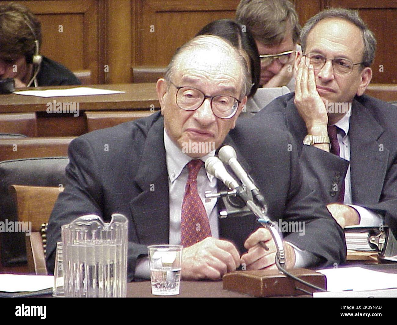 Alan Greenspan (geboren am 6. März 1926), amerikanischer Ökonom, der von 1987 bis 2006 fünf Jahre lang als Vorsitzender der Federal Reserve in den Vereinigten Staaten von 13. diente. Er arbeitet als Privatberater und berät Unternehmen über sein Unternehmen Greenspan Associates LLC. Stockfoto
