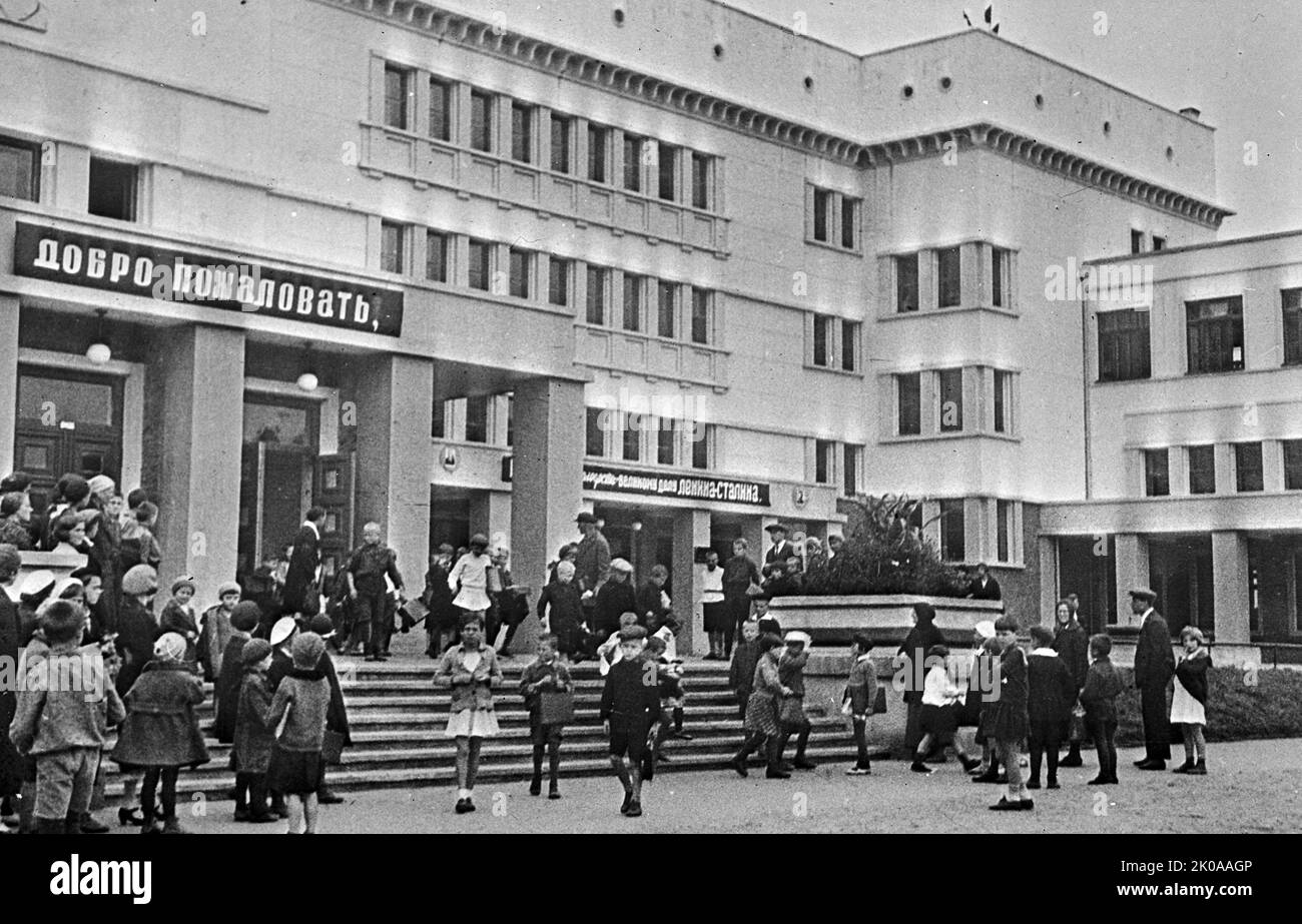 Eine Grundschule in Moskau, UdSSR (Union der Sozialistischen Sowjetrepubliken). 1930-1940 Stockfoto