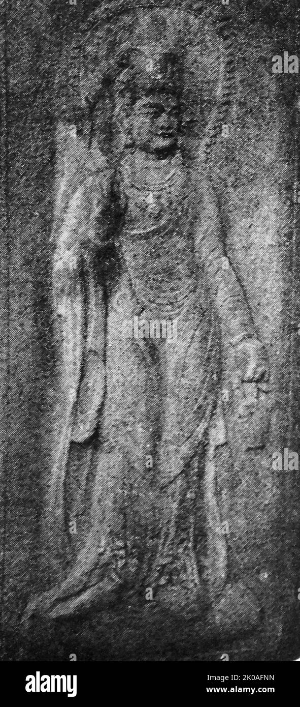 Granit: Relief an der rechten Wand der Seokguram-Grotte (Höhlentempel) in Kyeongju, Südkorea. Die Seokguram-Grotte ist als UNESCO-Welterbe und als koreanischer Nationalschatz mit der Nummer 24 eingetragen. Die Seokguram-Grotte wurde 751 von König Kyeongdeok von Silla initiiert und 774 von seinem Sohn von König Hyegong von Silla vollendet. Die Grotte wurde gebaut, um den Moment zu veranschaulichen, als Sakyamuni die Erleuchtung erlangte. Skulptur aus der Zeit von Unified Silla (668 - 935) Stockfoto