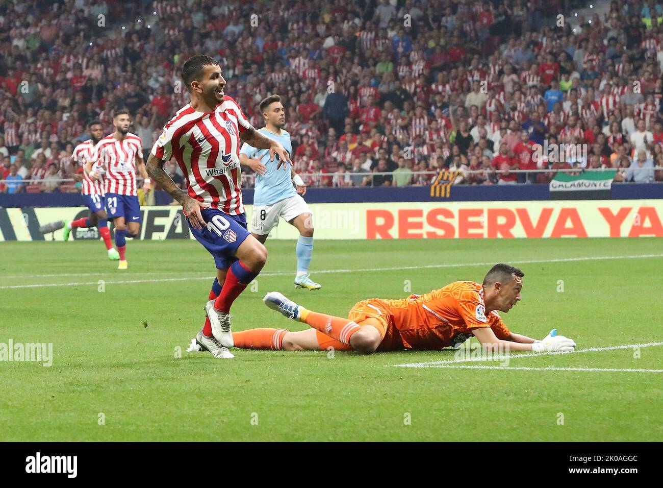 Madrid, Spanien. 10. September 2022. Atletico´s Correa in Aktion während des La Liga-Spieltages 5 zwischen Atletico de Madrid und Celta am 10. September 2022 im Civitas Metropolitano Stadium in Madrid, Spanien. Kredit: Edward F. Peters/Alamy Live Nachrichten Stockfoto