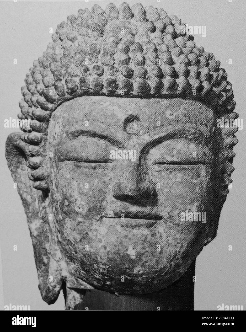 Buddhistische Skulptur und Metallarbeiten aus 10. bis 12. Jahrhunderten Koryo (Goreyo) (Goreyo) Dynastie, Korea: Kopf des Buddha. Aus der Zeit der Koryo (Goreyo) (Goreyo) Dynastie (918 - 1392) Stockfoto