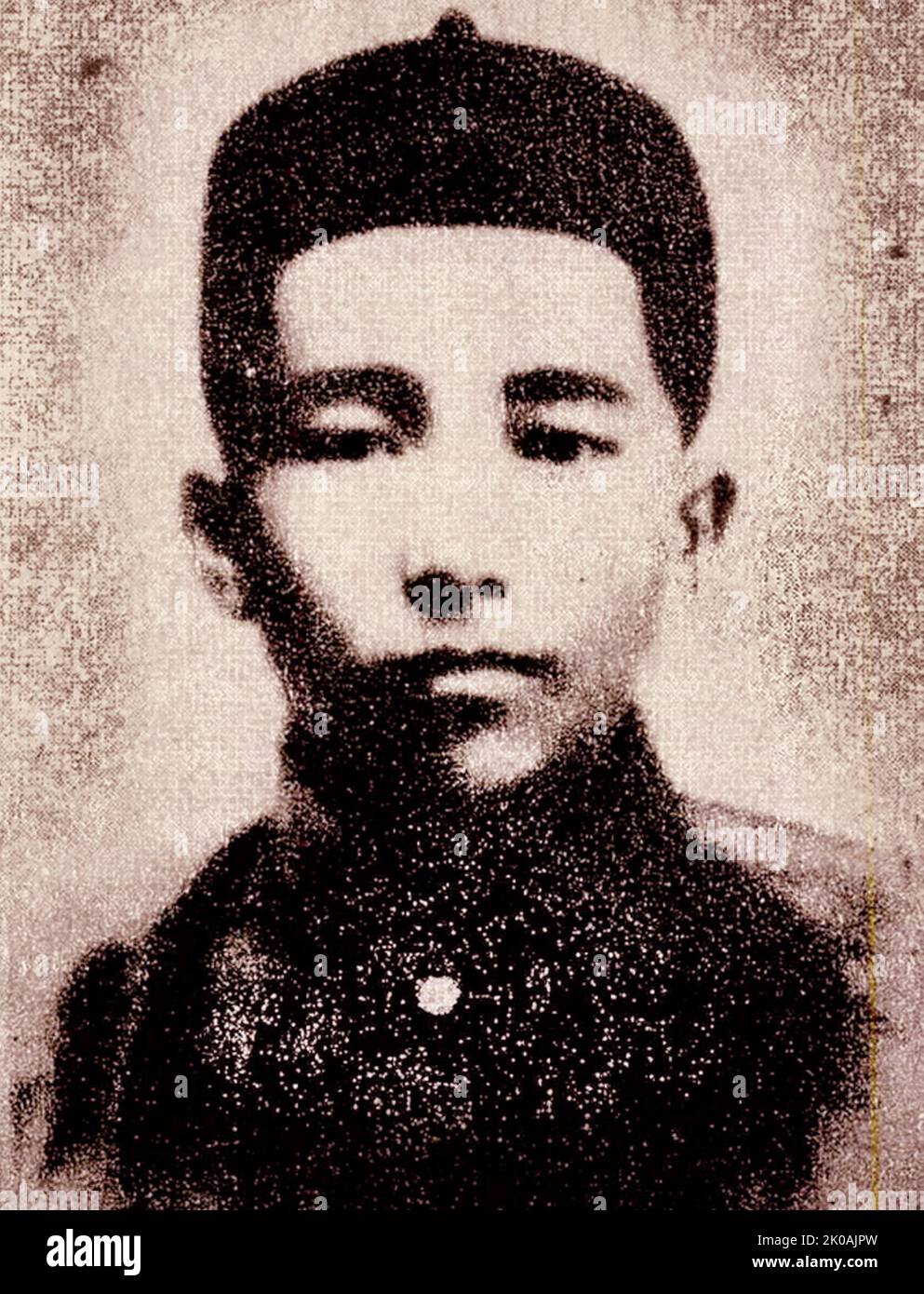 Am 15.. Mai 1925 führte Gu Zhenghong, ein 20-jähriger Arbeiter und KPCh-Mitglied der Baumwollfabrik Nr. 7, fünf- bis sechshundert Arbeiter an, in Shanghai gegen die Japaner zu kämpfen. Er wurde angeschossen und getötet. Dies war der Auslöser für den Ausbruch der Bewegung vom 30.. Mai. Die Bewegung vom 30.. Mai war die erste landesweite anti-japanische Bewegung unter der Führung der Kommunistischen Partei Chinas. Shanghai ist eine wichtige Hochburg der japanischen Kolonialherrschaft. Nippon Nekai Cotton Co., Ltd. Eröffnete eine Fabrik in Xiaoshadu, Shanghai. Aufgrund des ständigen Missbrauchs durch das japanische Management traten die Arbeiter im Februar 1925 in einen Streik. Stockfoto