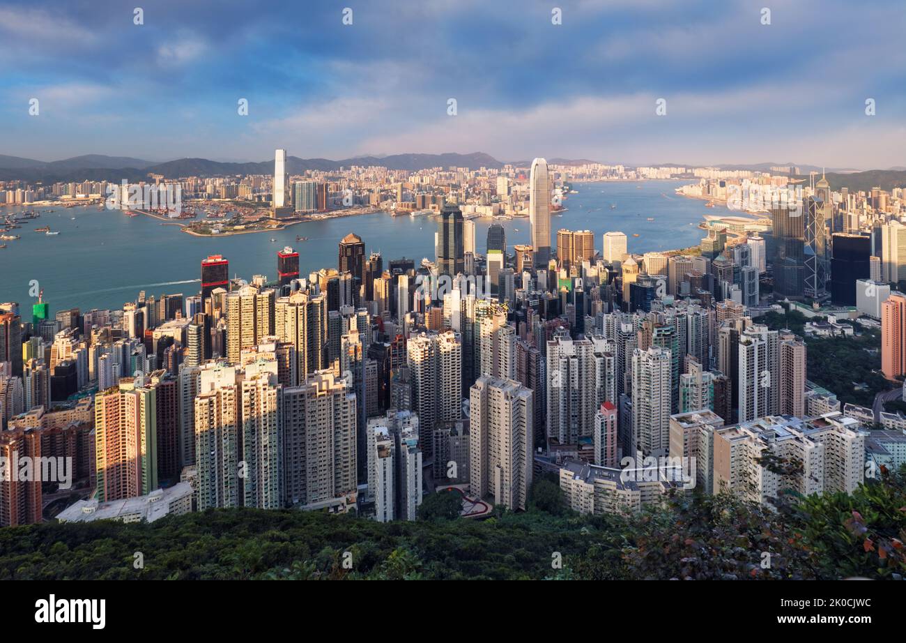 Hongkong am Tag, Skyline von China - Luftaufnahme Stockfoto