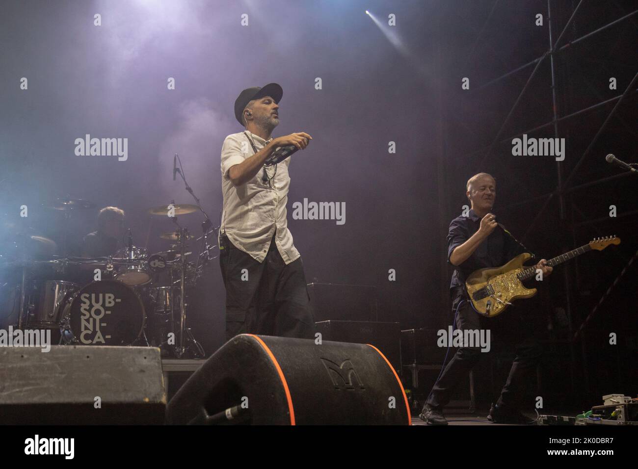 Arena sul Lago, Modena, Italien, 10. September 2022, Samuel e Max Casacci während der Subsonica - Musikkonzert Stockfoto