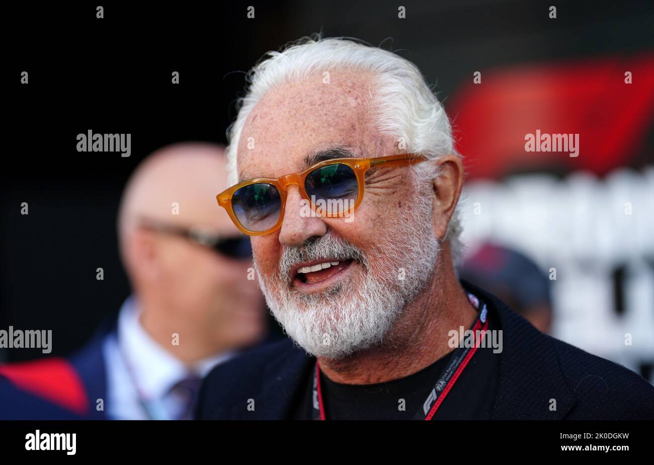Der italienische Geschäftsmann Flavio Briatore kam bereits während des Großen Preises von Italien auf der Rennstrecke von Monza in Italien an. Bilddatum: Sonntag, 11. September 2022. Stockfoto