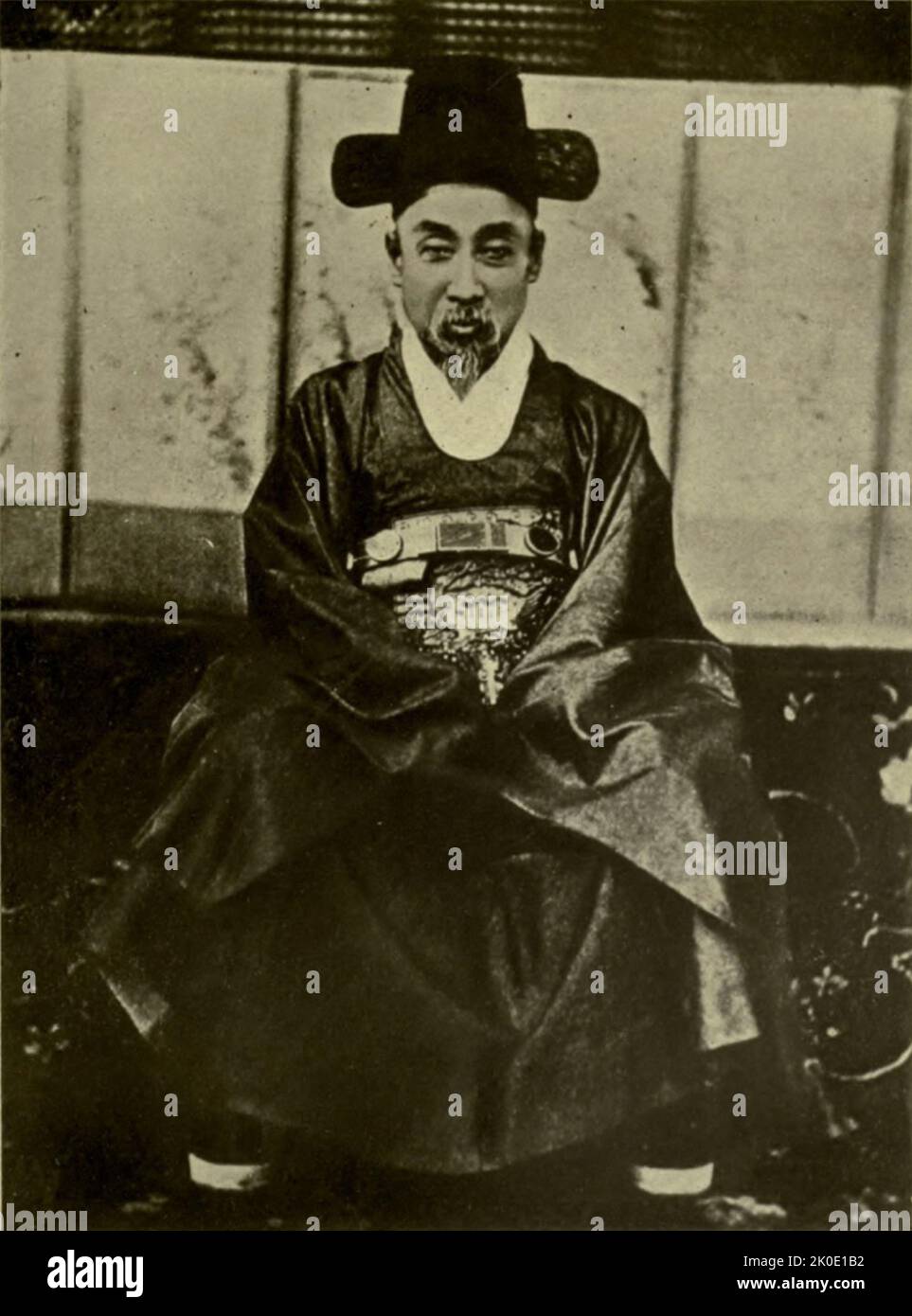 Heungseon Daewongun (1820 - 1898), bekannt als Daewongun. Der große Erzherzog oder formal interne König Heungseon Heonui, den zeitgenössischen westlichen Diplomaten als Prinz Gung bekannt, war der Titel von Yi Ha-eung, dem Regenten von Joseon während der Minderheit von Kaiser Gojong im Jahr 1860s und bis zu seinem Tod eine wichtige politische Figur des verstorbenen Joseon Korea. Stockfoto