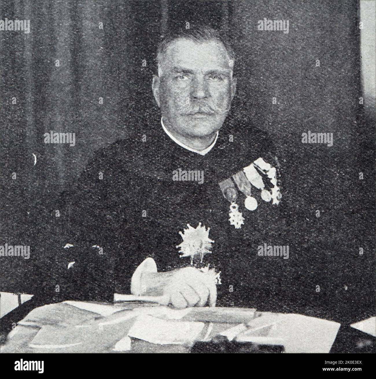 Joseph Joffre (1852 - 1931) französischer General, der von Beginn des Ersten Weltkriegs bis Ende 1916 als Oberbefehlshaber der französischen Streitkräfte an der Westfront diente. Er ist vor allem dafür bekannt, dass er die zurückziehenden alliierten Armeen zusammenzog, um die Deutschen bei der strategisch entscheidenden ersten Schlacht an der Marne im September 1914 zu besiegen. Stockfoto