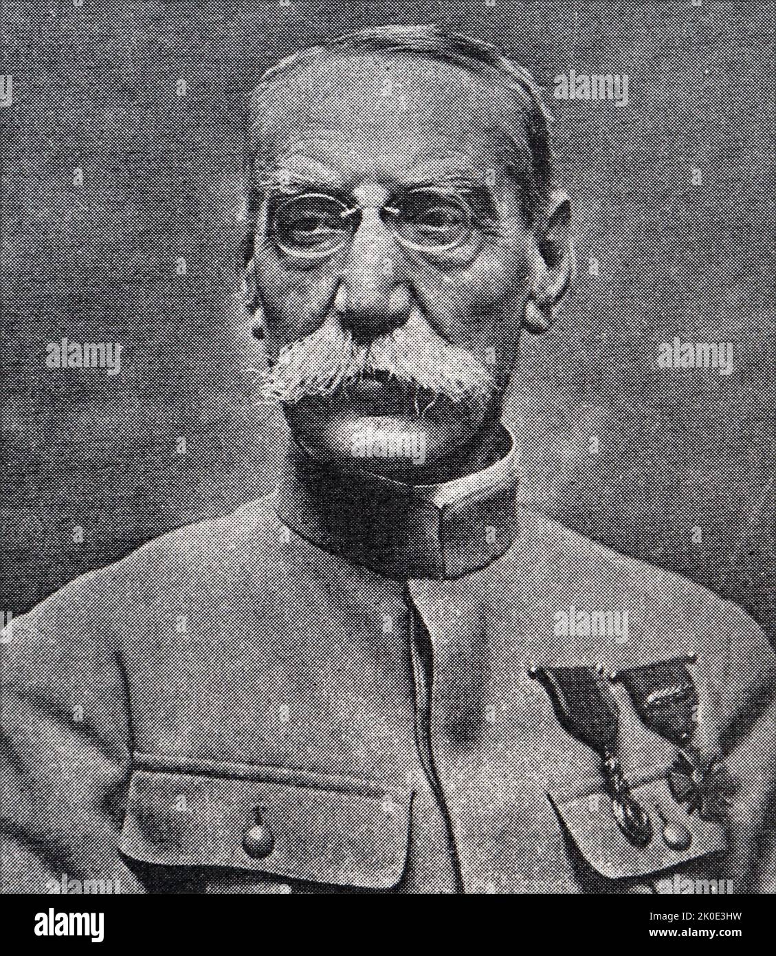 Joseph Galieni (1849 - 1916) französischer Soldat, der die meiste Zeit seiner Karriere als Militärkommandant und Verwalter in den französischen Kolonien tätig war. Galieni ist in Madagaskar als französischer Militärführer berüchtigt, der Königin Ranavalona III ins Exil verbannte und die 350 Jahre alte Monarchie auf der Insel abschaffte. Stockfoto