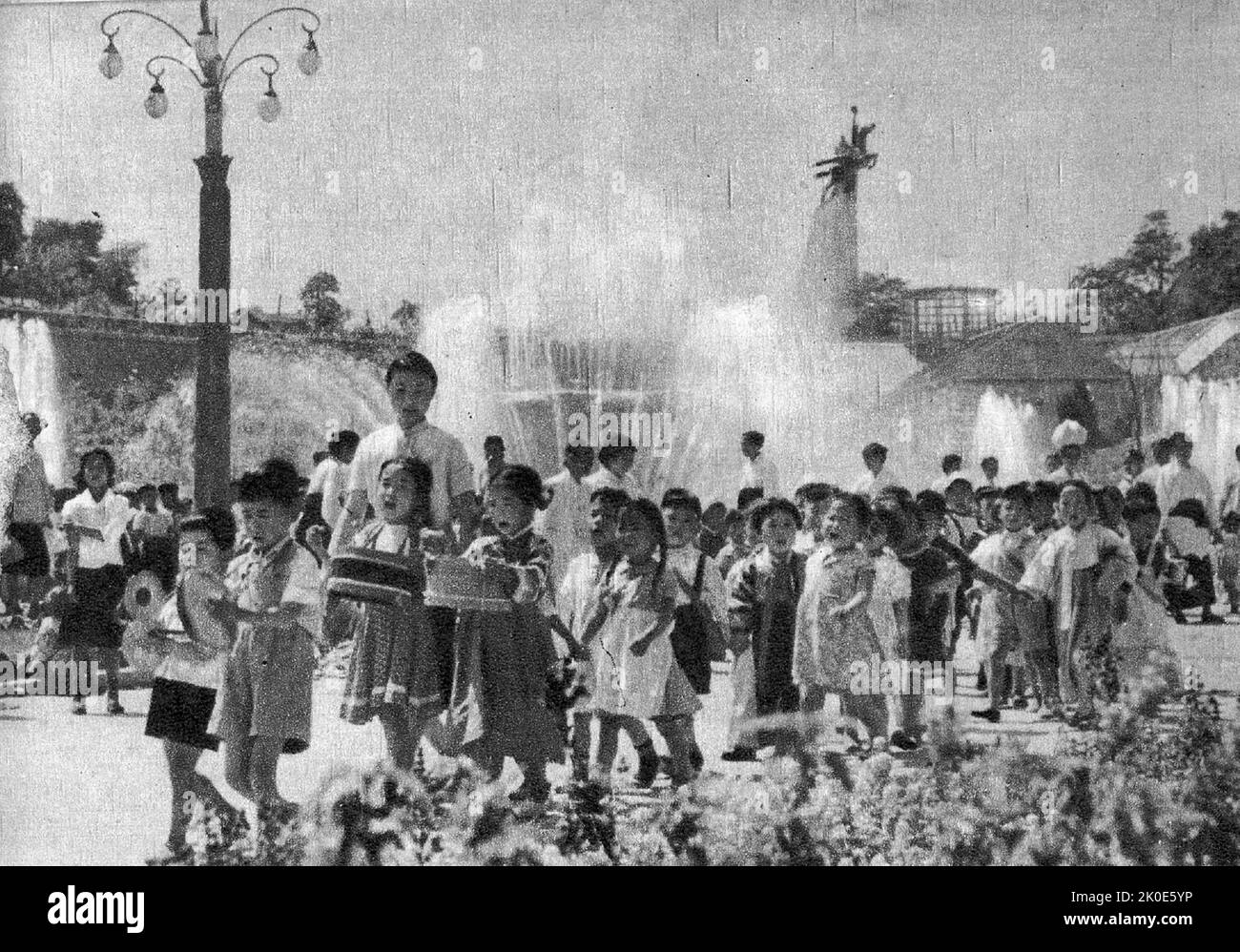 Foto der nationalen Feierlichkeiten in Pjöngjang, Nordkorea. Die Feierlichkeiten basieren auf dem Kult des Führers Kim Il Sung, 1961. Stockfoto