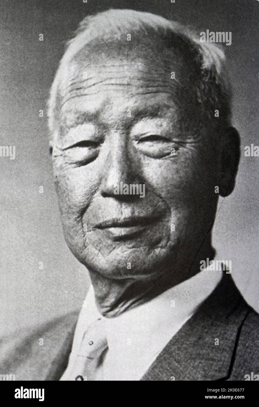 Syngman Rhee (1875 - 1965) südkoreanischer Politiker, der von 1948 bis 1960 als erster Präsident Südkoreas fungierte. Rhee war auch der erste und letzte Präsident der Provisorischen Regierung der Republik Korea von 1919 bis zu seiner Amtsenthebung im Jahr 1925 und von 1947 bis 1948. Stockfoto