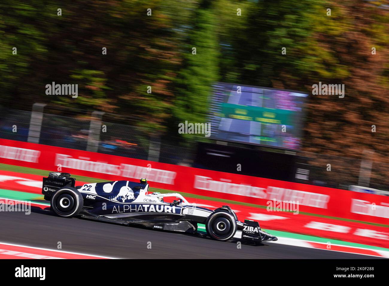 Monza, Italien. 11. September 2022. Yuki Tsunoda fährt die (22) Scuderia AlphaTauri AT03 während 2022 Formel 1 Pirelli Gran Premio d'Italia - großer Preis von Italien - Rennen, Formel 1 Meisterschaft in Monza, Italien, September 11 2022 Credit: Independent Photo Agency/Alamy Live News Stockfoto