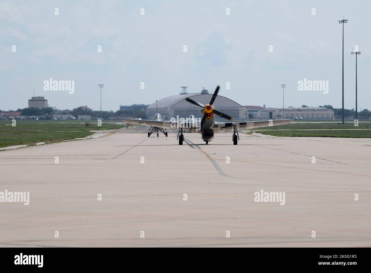 zu-ehren-des-75-j-hrigen-bestehens-der-united-states-air-force-flog