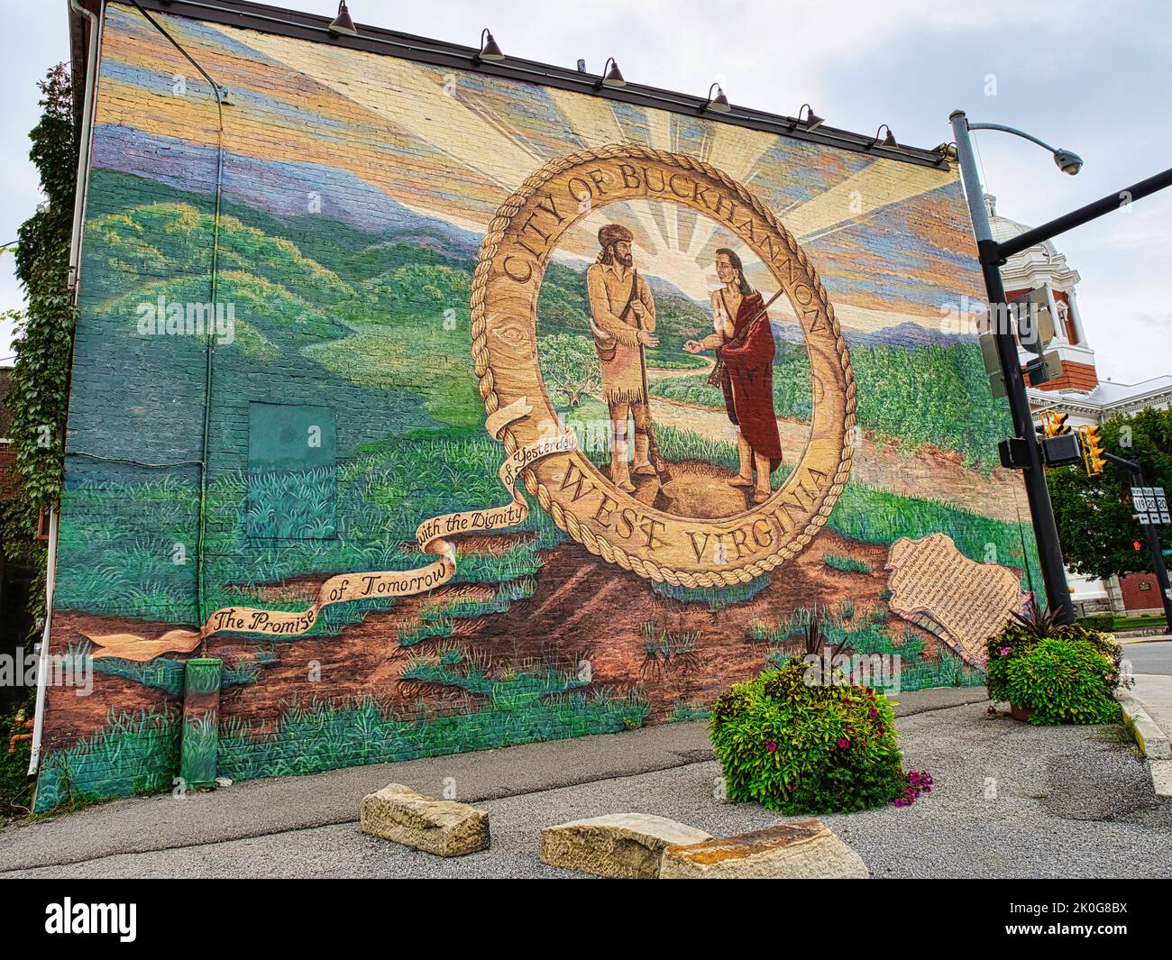 Einladendes Wandgemälde in der Stadt Buckhannon WV USA Stockfoto