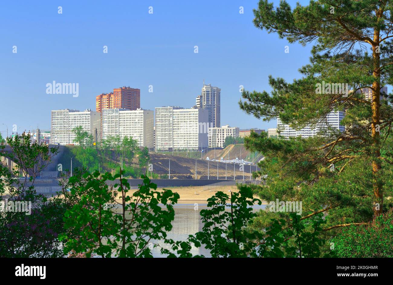 Oktjabrski brücke Fotos und Bildmaterial in hoher Auflösung Alamy