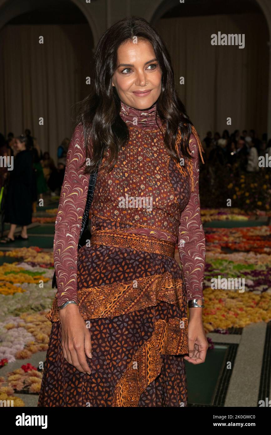 New York, USA. 11. September 2022. Katie Holmes bei Ulla Johnson während der New York Fashion Week am 2022. September - New York, USA. 11/09/2022 Credit: dpa/Alamy Live News Stockfoto