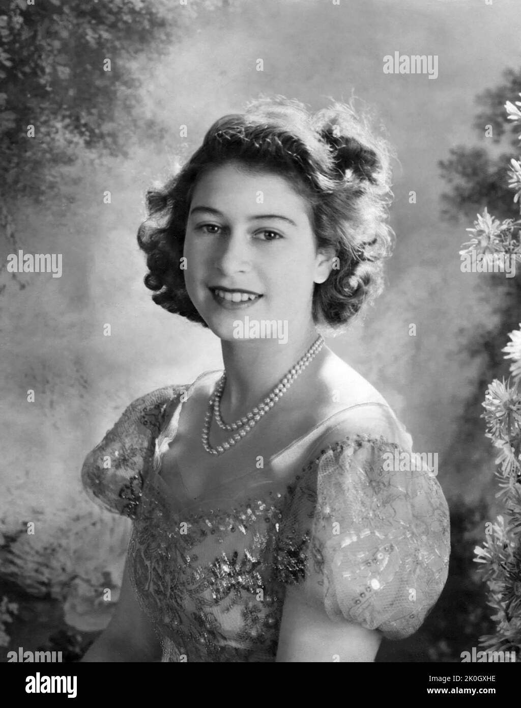 Die junge Prinzessin Elizabeth (später Königin Elizabeth II.) in einem Studioporträt von 1946 in der Nähe ihres Geburtstages von 20.. Stockfoto