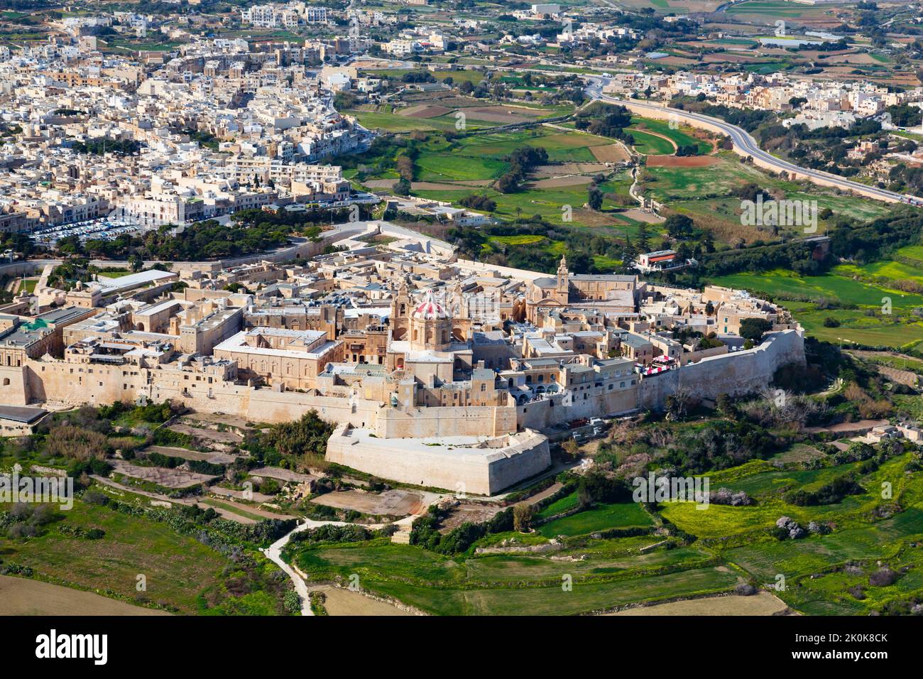Die ummauerte Stadt Mdina, Malta, von oben gesehen. Stockfoto