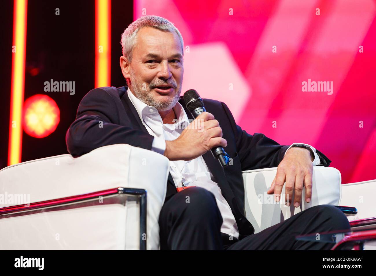 Philipp Muller-Wirth, Chef der Sportsektion der UNESCO bei einer Podiumsdiskussion im Forum während der Commonwealth Esports Championships am Bir Stockfoto