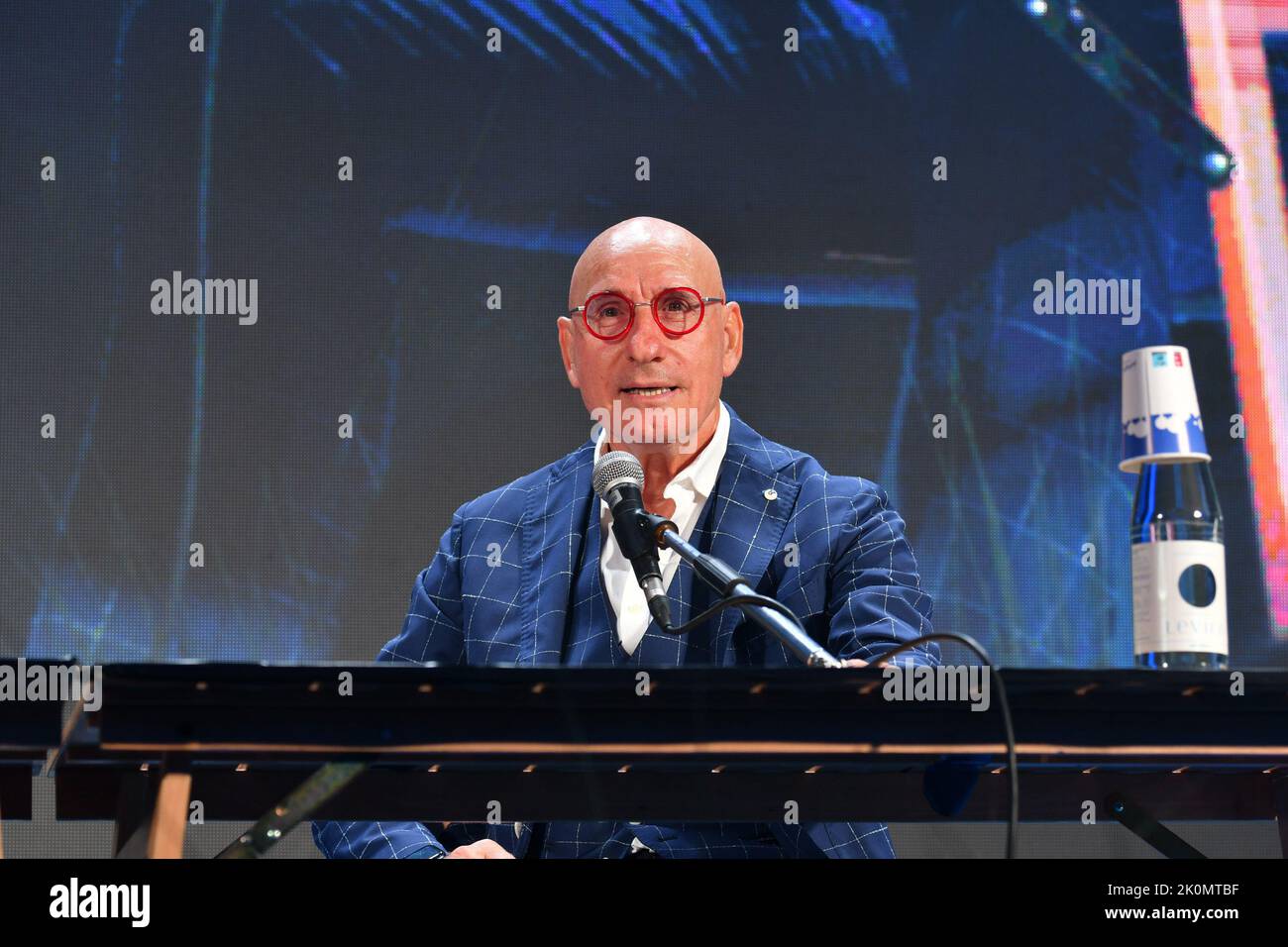Centro Citta, Mantova, Italien, 11. September 2022, Francesco Graziani bei der Festivaletteratura 2022 während der Festivaletteratura - Live Music Show Stockfoto