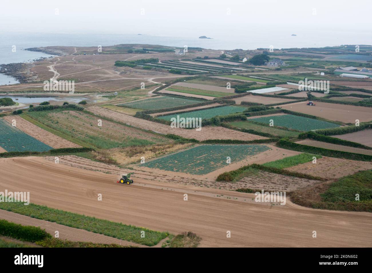 Luftaufnahme von Ackerland. Batz Island, Frankreich. Europa Stockfoto