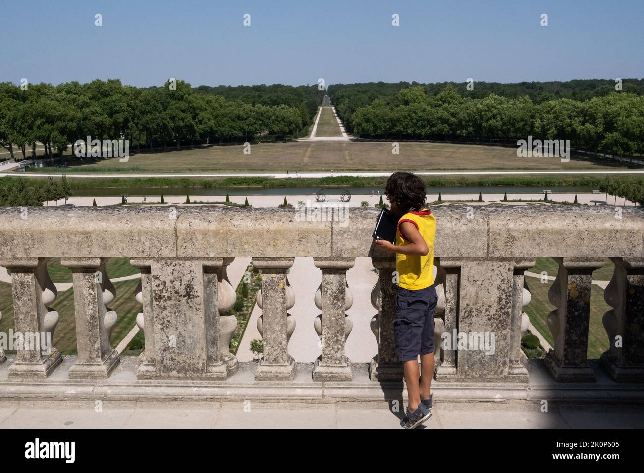 Frankreich, Centre-Val de Loire, Chambort am 2022-07-19. Tourismus im Chateau de Chambord an einem sonnigen Tag während der Sommerferien. Foto von Marti Stockfoto