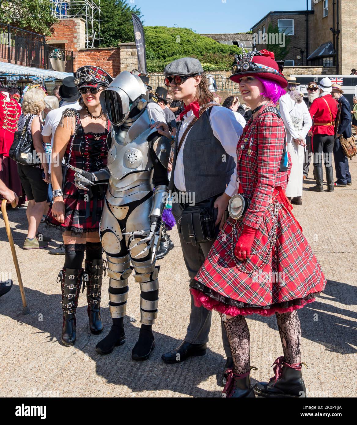 Vier Steampunkers in Gruppenfoto Lincoln Steampunk Festival, Lincoln 2022 Stockfoto