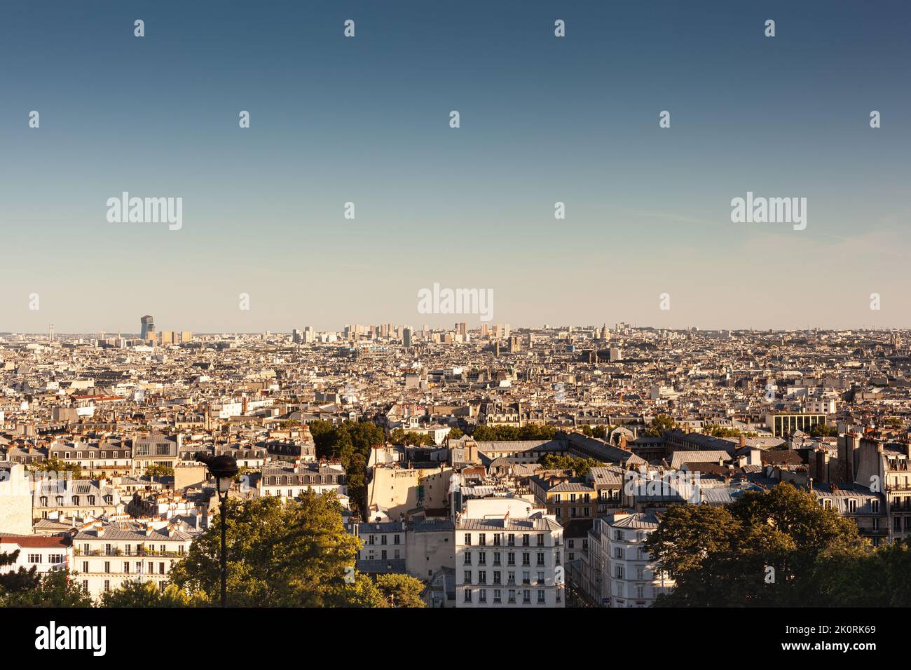 Die Stadt Paris von ihrem höchsten Punkt in Montmartre, Paris Stockfoto