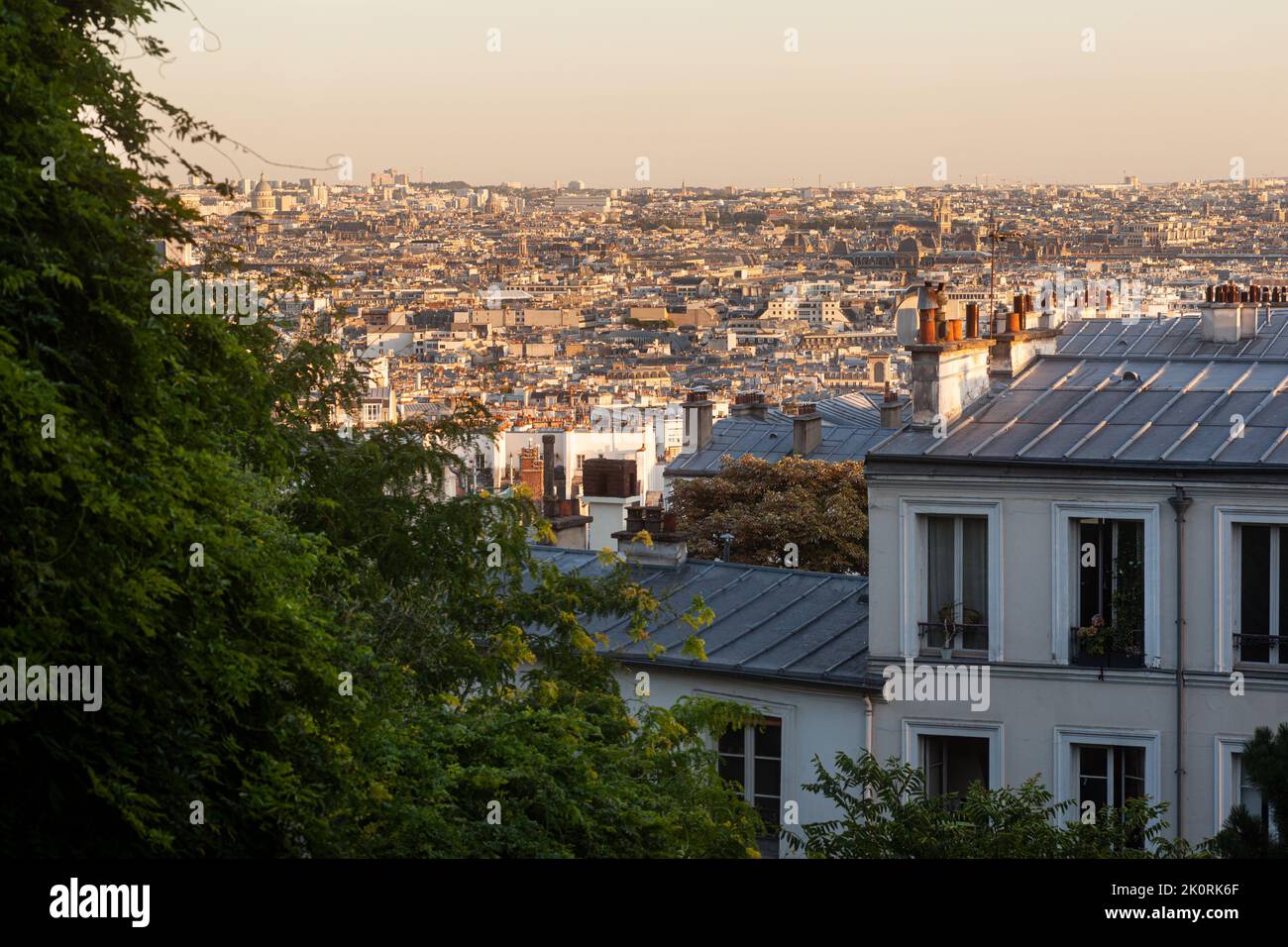 Die Stadt Paris von ihrem höchsten Punkt in Montmartre, Paris Stockfoto